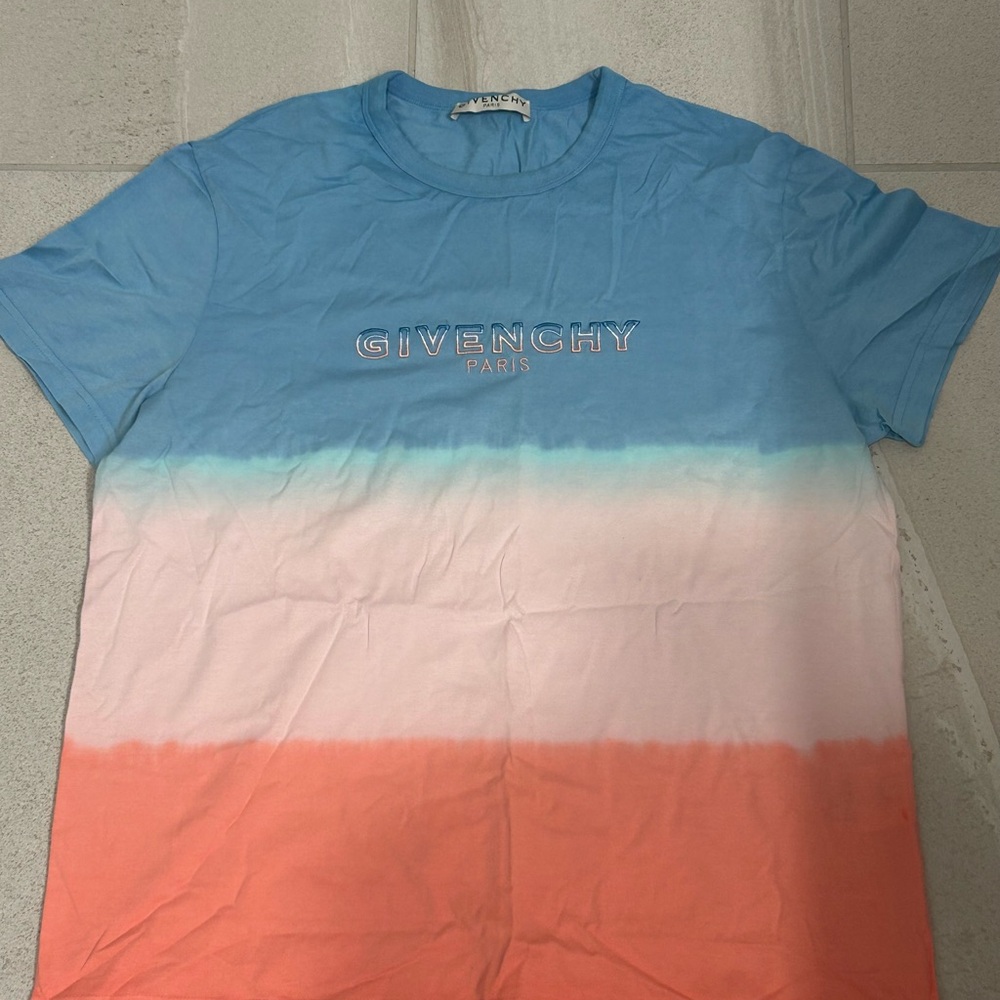 Givenchy Women’s Gradient Blue and Coral Tee